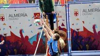 Emoción y deportividad en el inicio de los CAU 2025 en la Universidad de Almería
